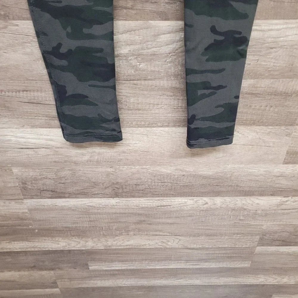 Revolve Sanctuary Original Grease Leggings Green Mink‎ Camo Camouflage Womens S